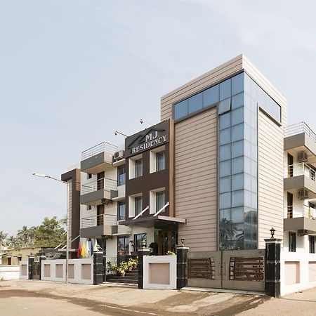 Hotel M J Residency Puri Exterior photo