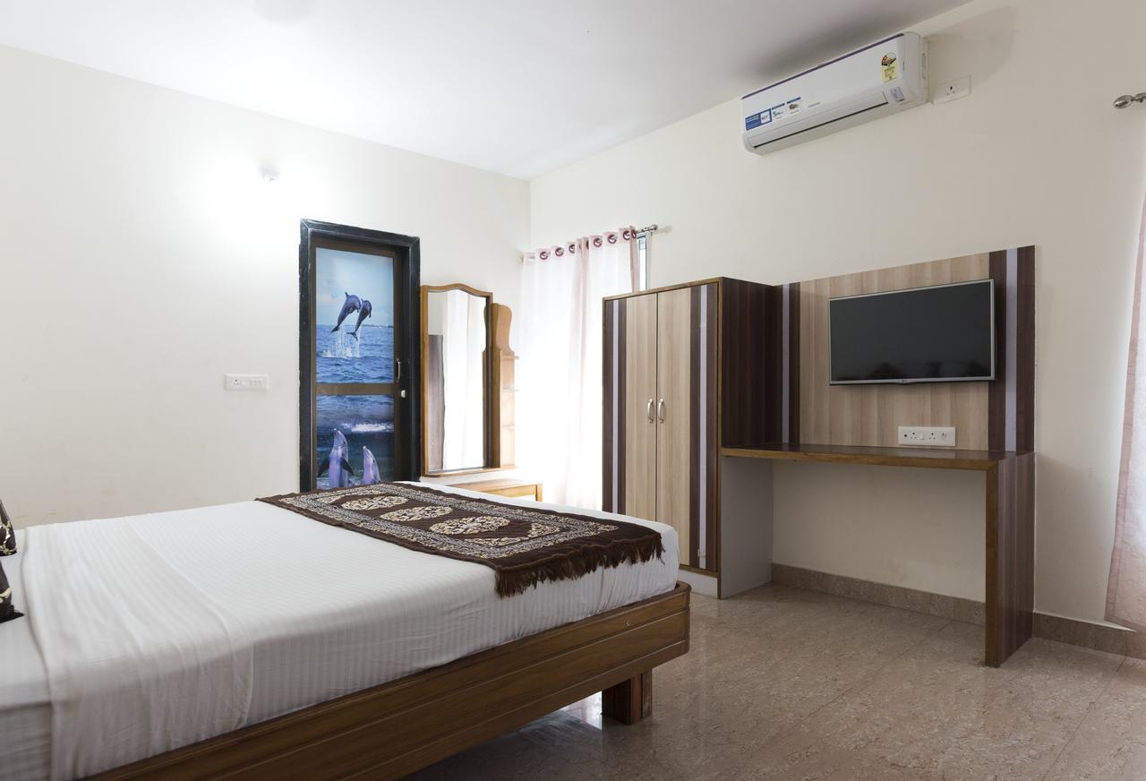 Hotel M J Residency Puri Exterior photo