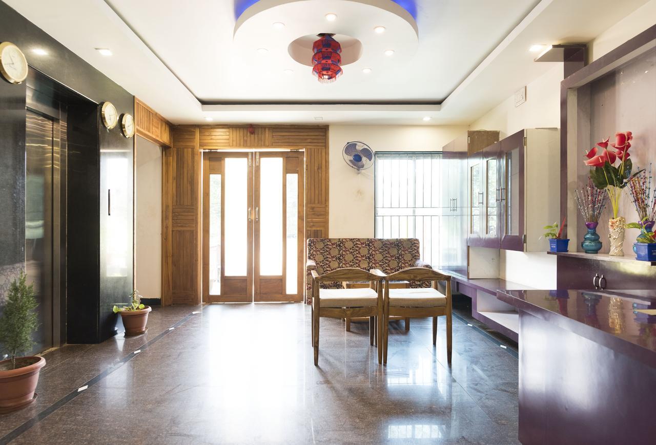 Hotel M J Residency Puri Exterior photo