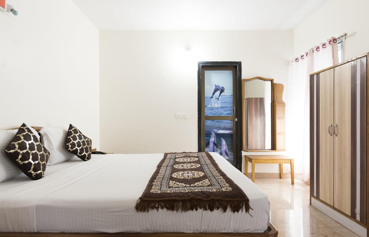 Hotel M J Residency Puri Exterior photo